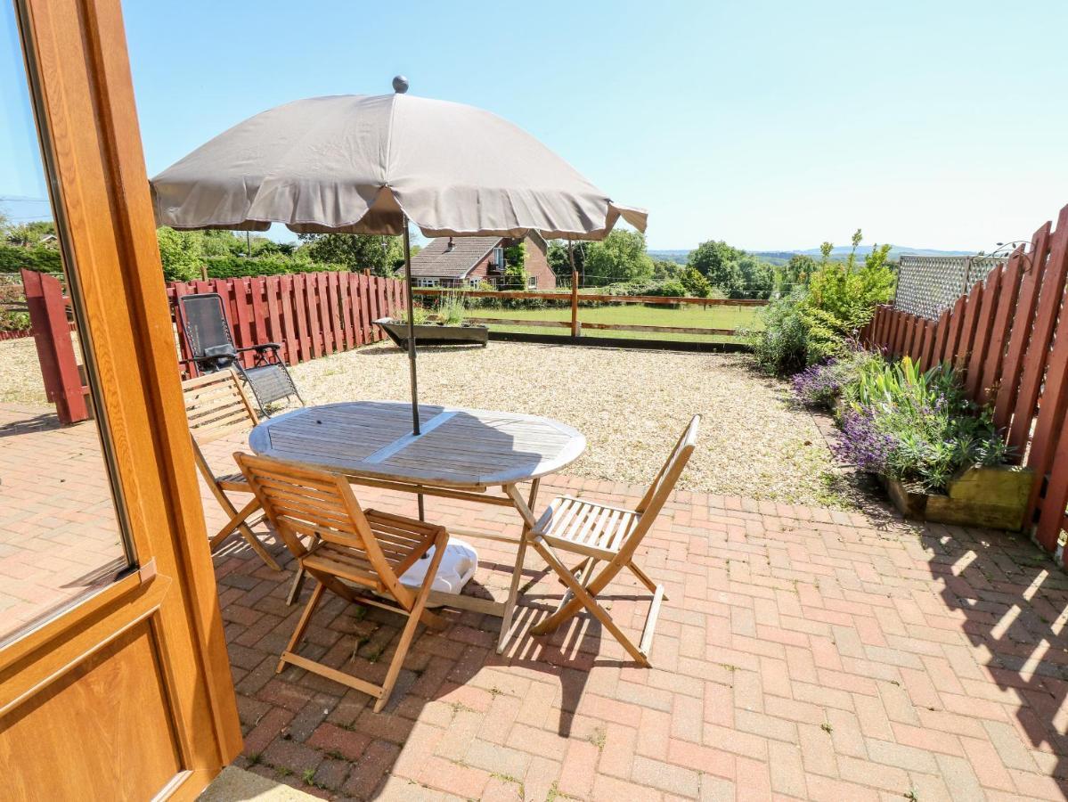 Villa 3 The Stables Havenstreet  Esterno foto