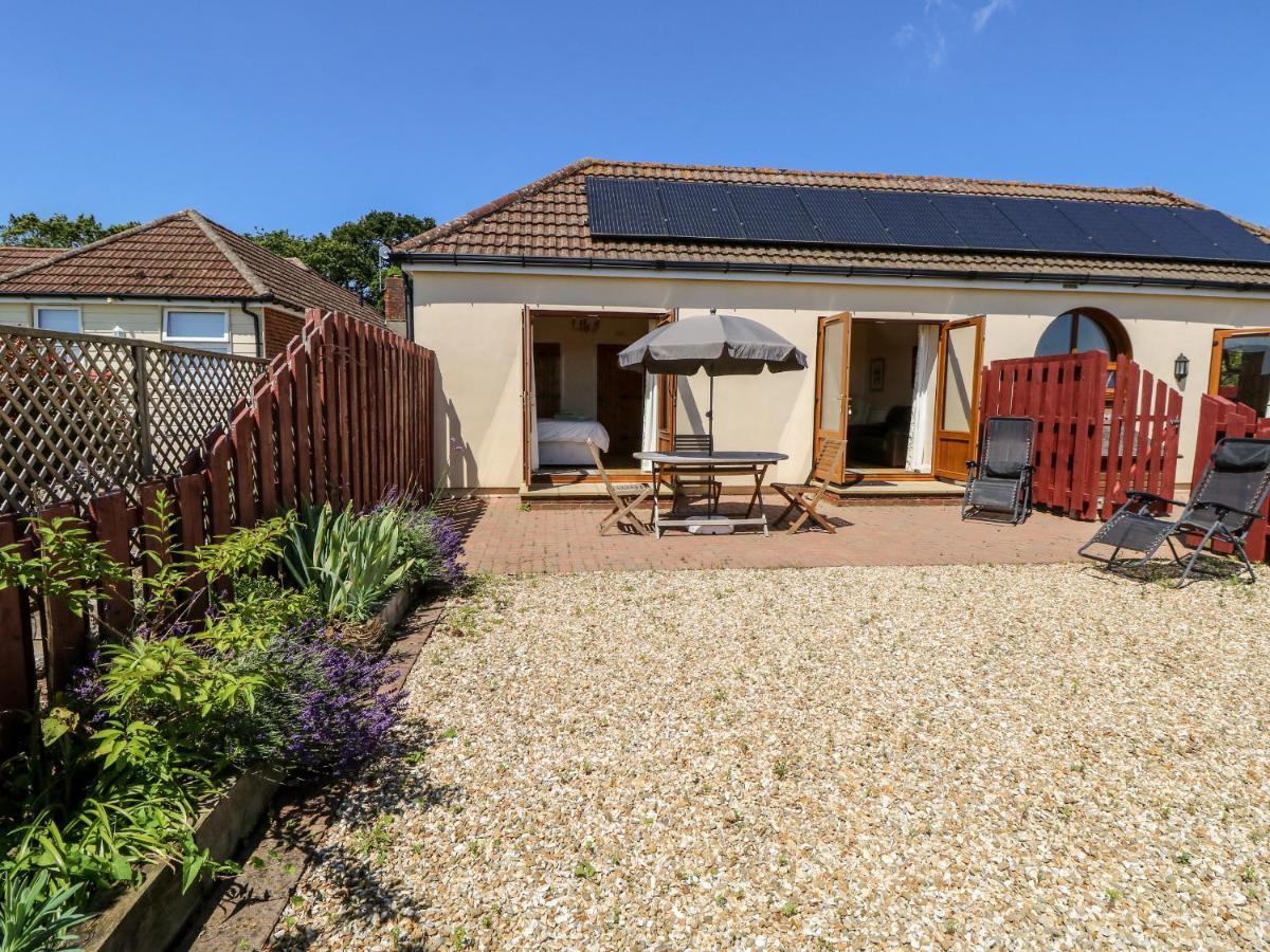 Villa 3 The Stables Havenstreet  Esterno foto